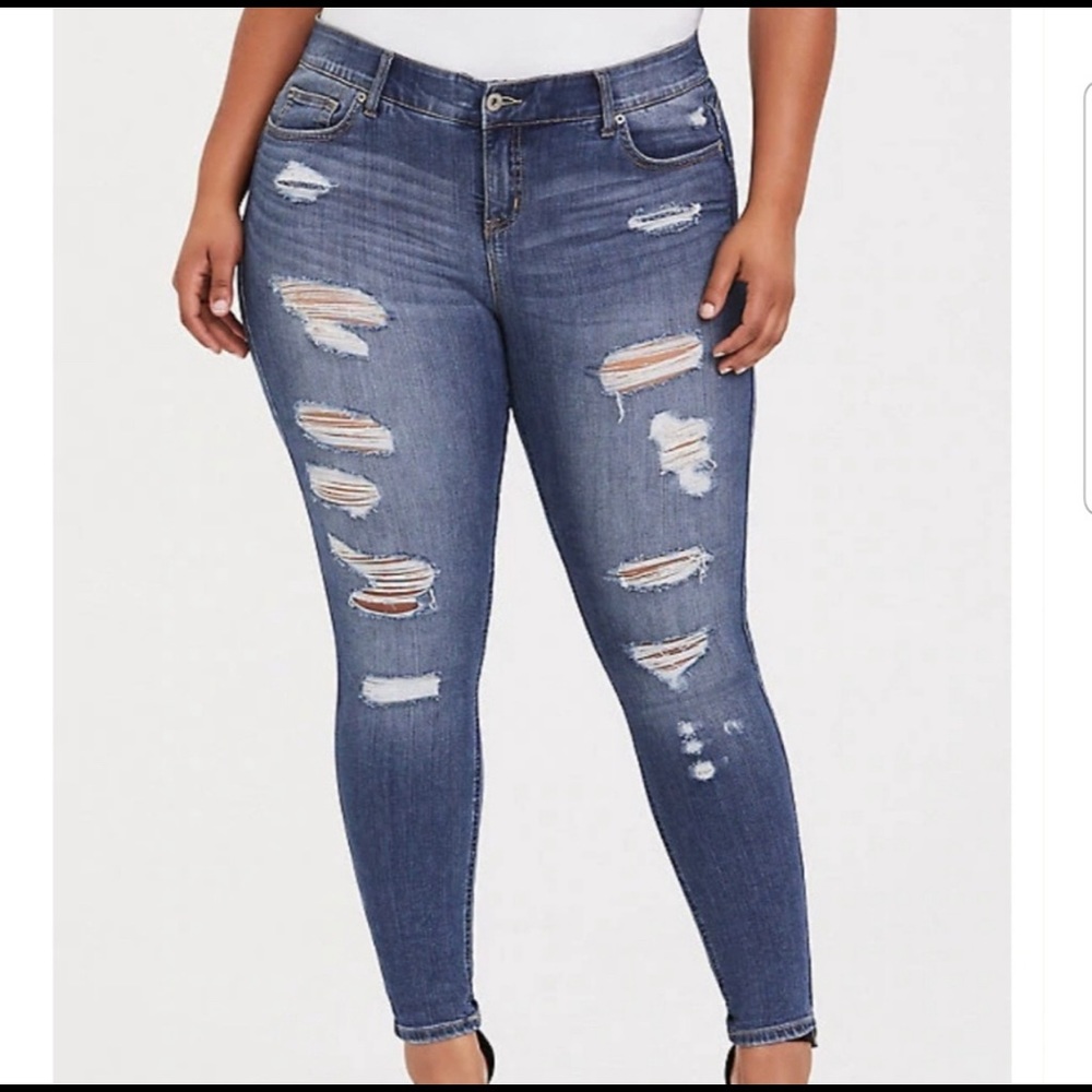Torrid bombshell skinny jeans